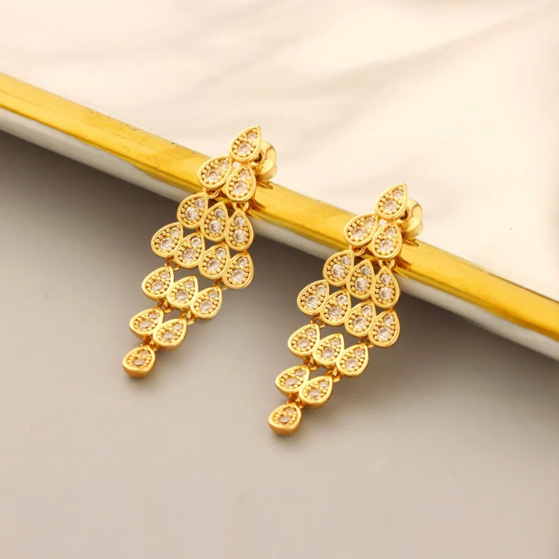 

Новые серьги LONDANY в европейском и американском стиле, серьги в форме капли, атмосферные серьги в стиле ретро