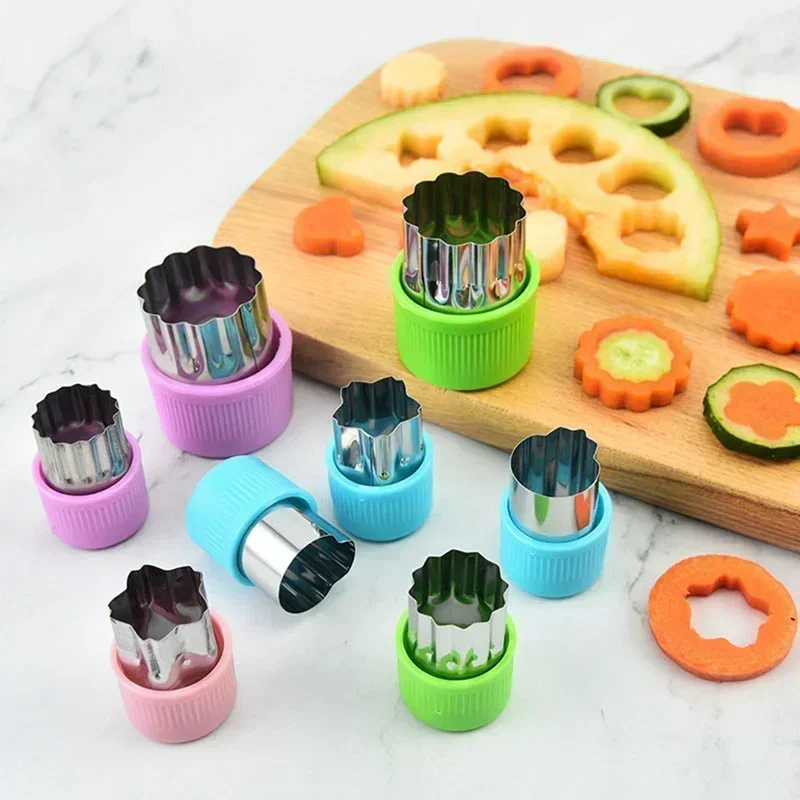 

Heart Shape Vegetables Cutter Plastic Handle Cookie Cutters Sandwiches Cutter Stainless Steel Fruit Cutting Die Kitchen Gadgets