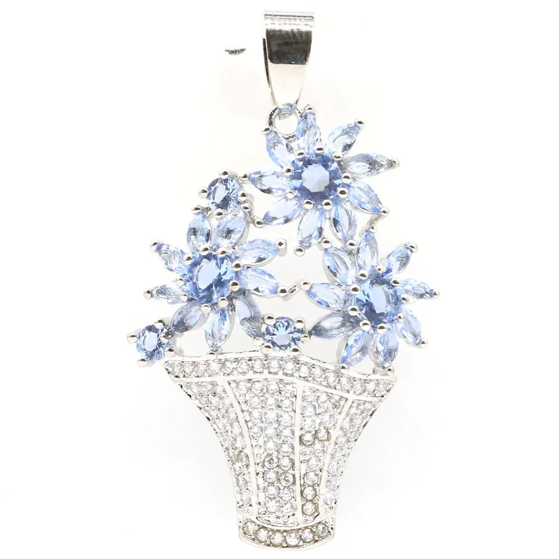 

Элегантная серебряная подвеска 44x26 мм с синим, фиолетовым танзанитом, лондонским голубым топазом и белым кубическим цирконием