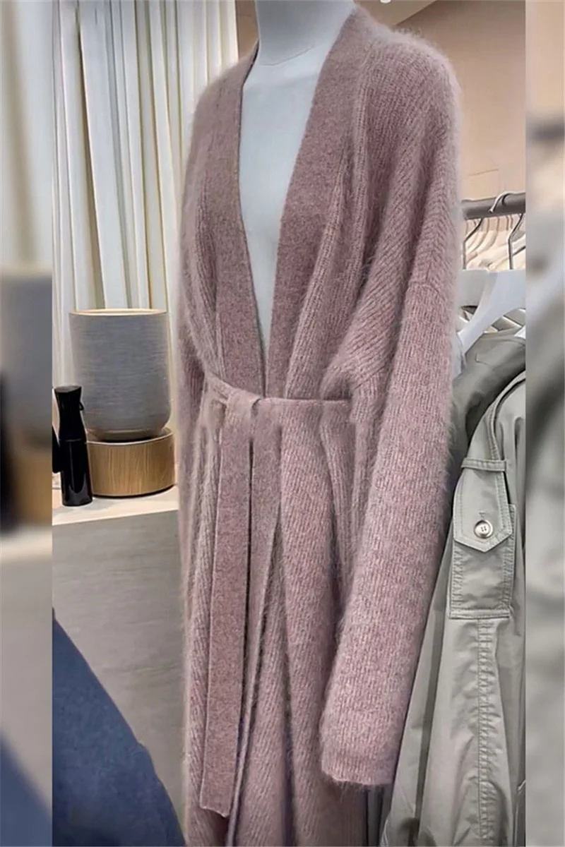 Розовый мохеровый свитер средней длины на шнуровке вязаный кардиган верхняя