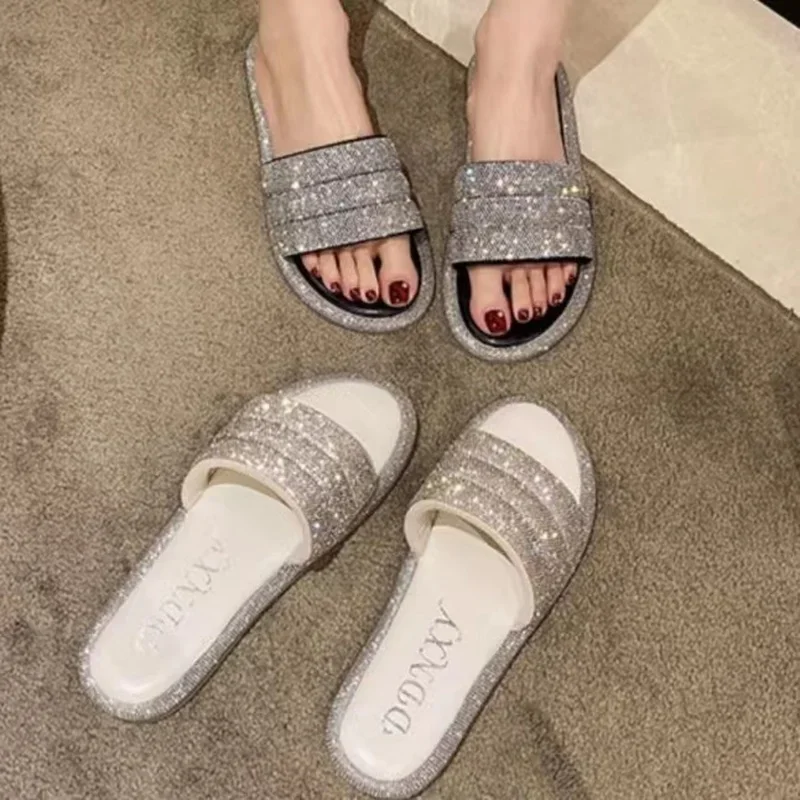 Летние пляжные шлепанцы женские блестящие сандалии повседневные домашние One Word