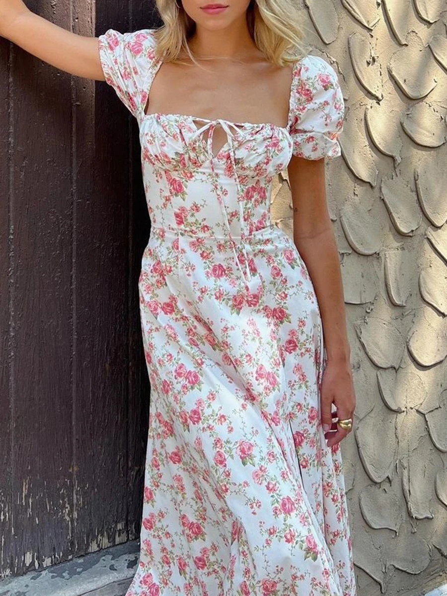 Женское длинное платье с квадратным вырезом и цветочным принтом