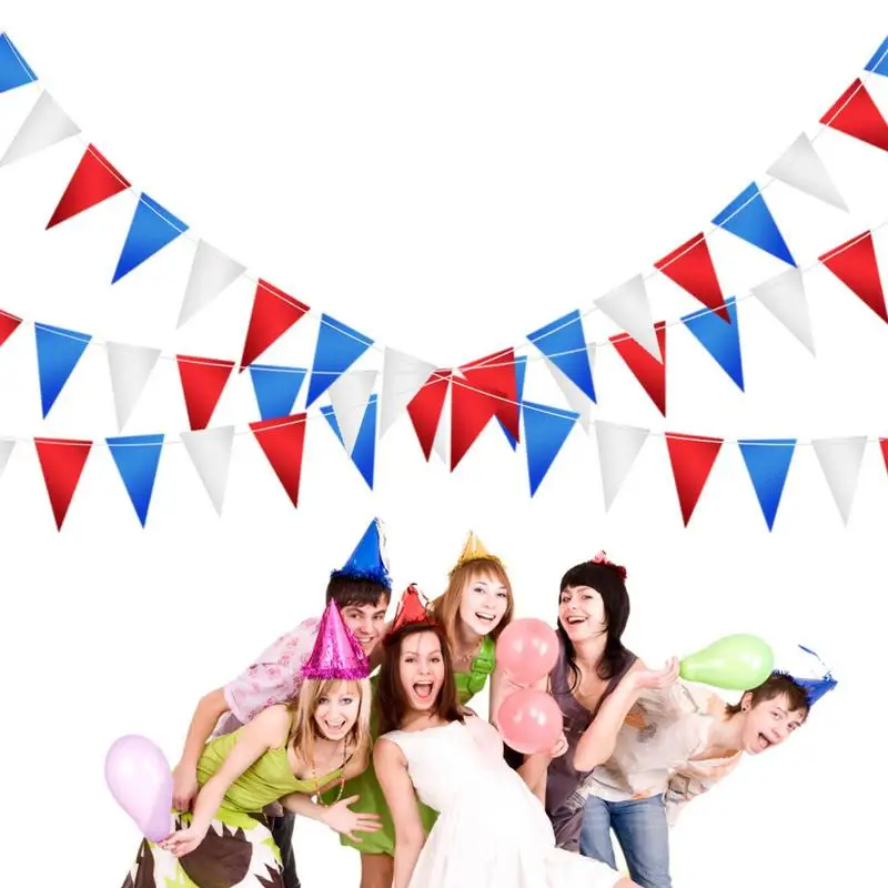 

Праздничный треугольный баннер в честь Дня образования Америки