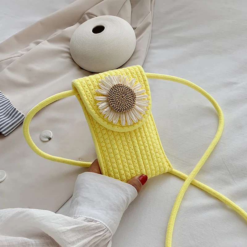 

Fashion Korean Design Bucket Bag Ins Chic Small Crossbody Bag Female Summer Knitted Shoulder Bag Lipstick Bag Handbags Purse