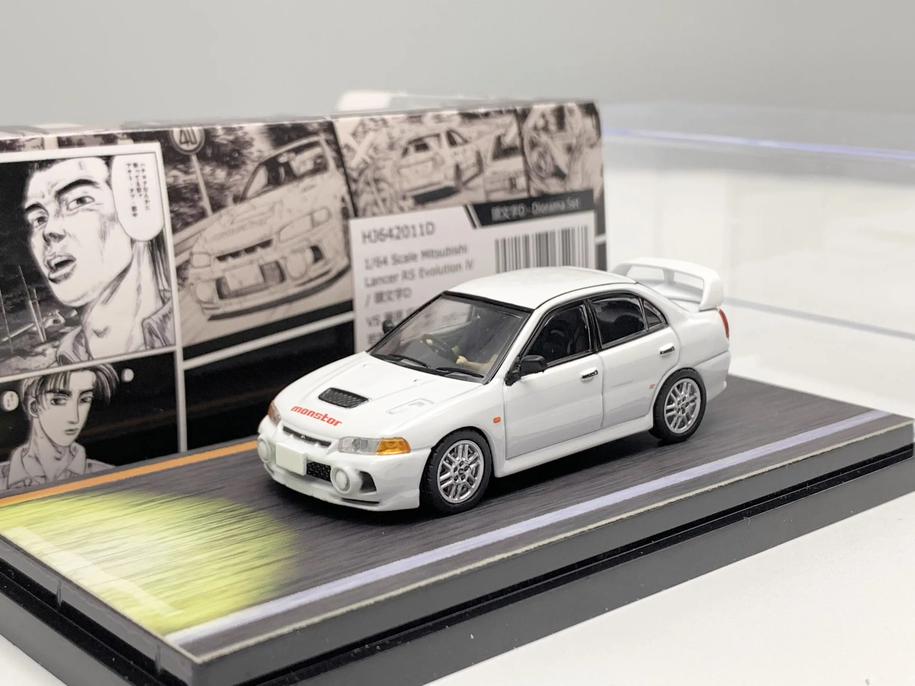 Фото Модель автомобиля Diecast Hobby Japan Mitsubishi EVO 4 белого цвета, масштаб 1:64, из сплава №1