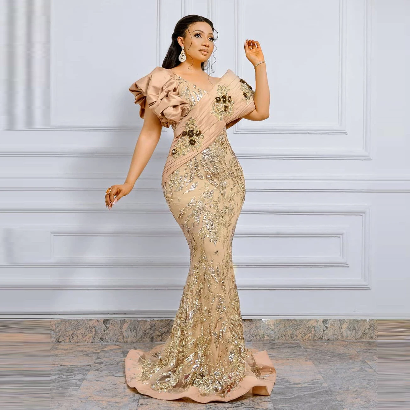 

Glitter Gold Mermaid Prom Dresses Aso Ebi Style Shiny Sequined Lace Evening Dress Ruffles African Gown Robes de soirée Plus Size