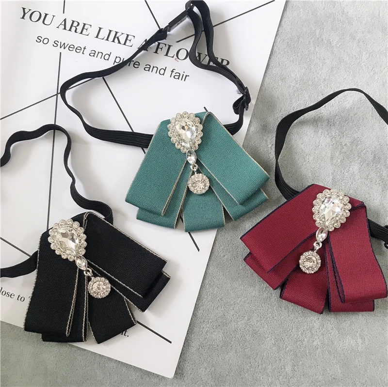 

Men's Bow Tie Groom Best Man Formal Wedding Bow Tie British White Diamond Bowties Men's and Women's Performance Bow Tie