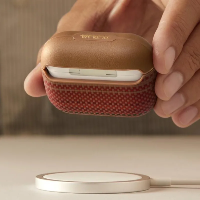 Фото Магнитный чехол для наушников PITAKA для AirPods Pro 3/2 AirPods 4, чехол для наушников MagSafe из углеродного волокна, защитный чехол с закатом и луной №4