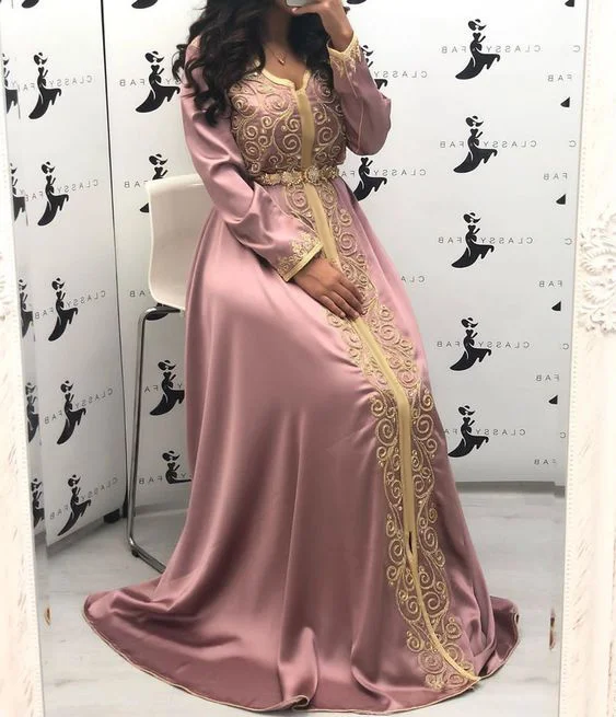 Fashion New Muslim Style Loose Embroidered V-neck Long Sleeve Split Belt Casual Plain Elegant Women's Dress