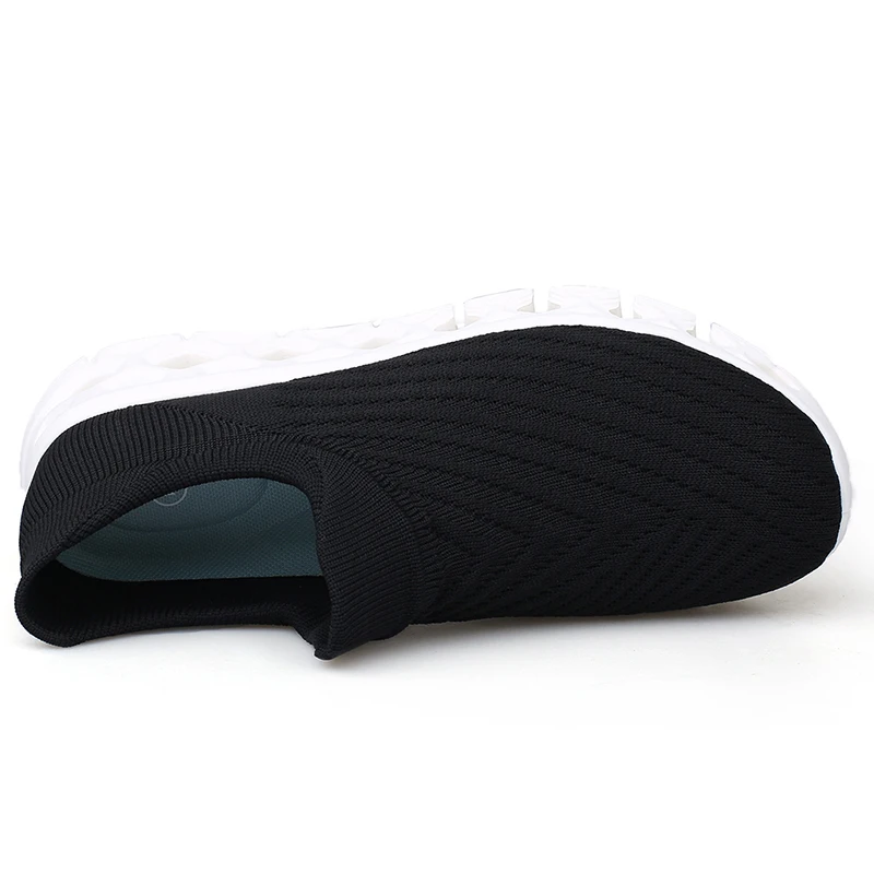 Mesh Men Shoes 2022 Socks Sneaker Summer Men's Vulcanized Casual Shoes Outdoor Loafers Blade Walking Running Zapatillas Hombre