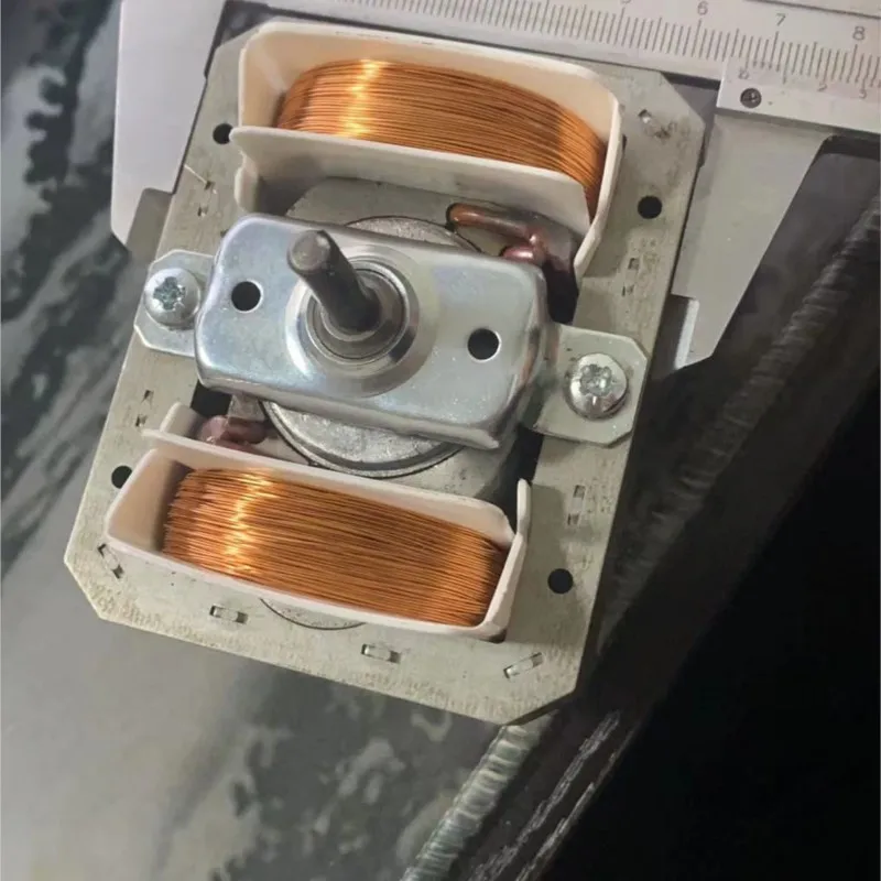 100 шт. внутренний диаметр вала 5мм 84 дюйма 230 В 50 Гц 60 Вт 21000 об/мин YJF6820