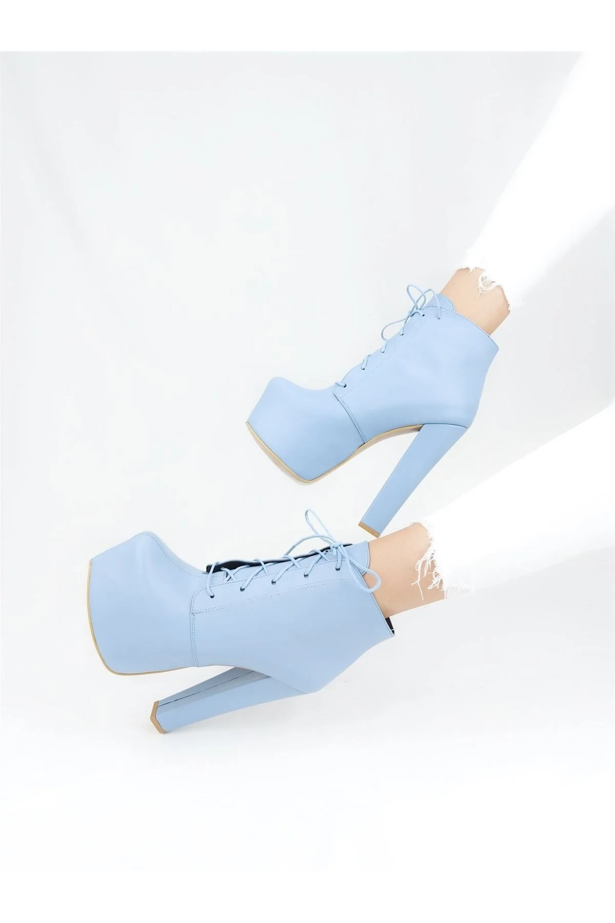 

Leander Blue Skin Lace-Up High Heels Boots