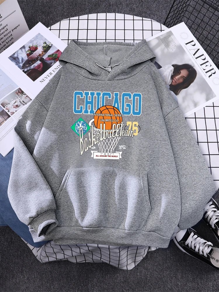 

Chicago Basketball Team 76 All Aeound The World Print Women Hoody Autumn Fashion Streetwear Oversize Hip Hop Tops Womans Hoodies