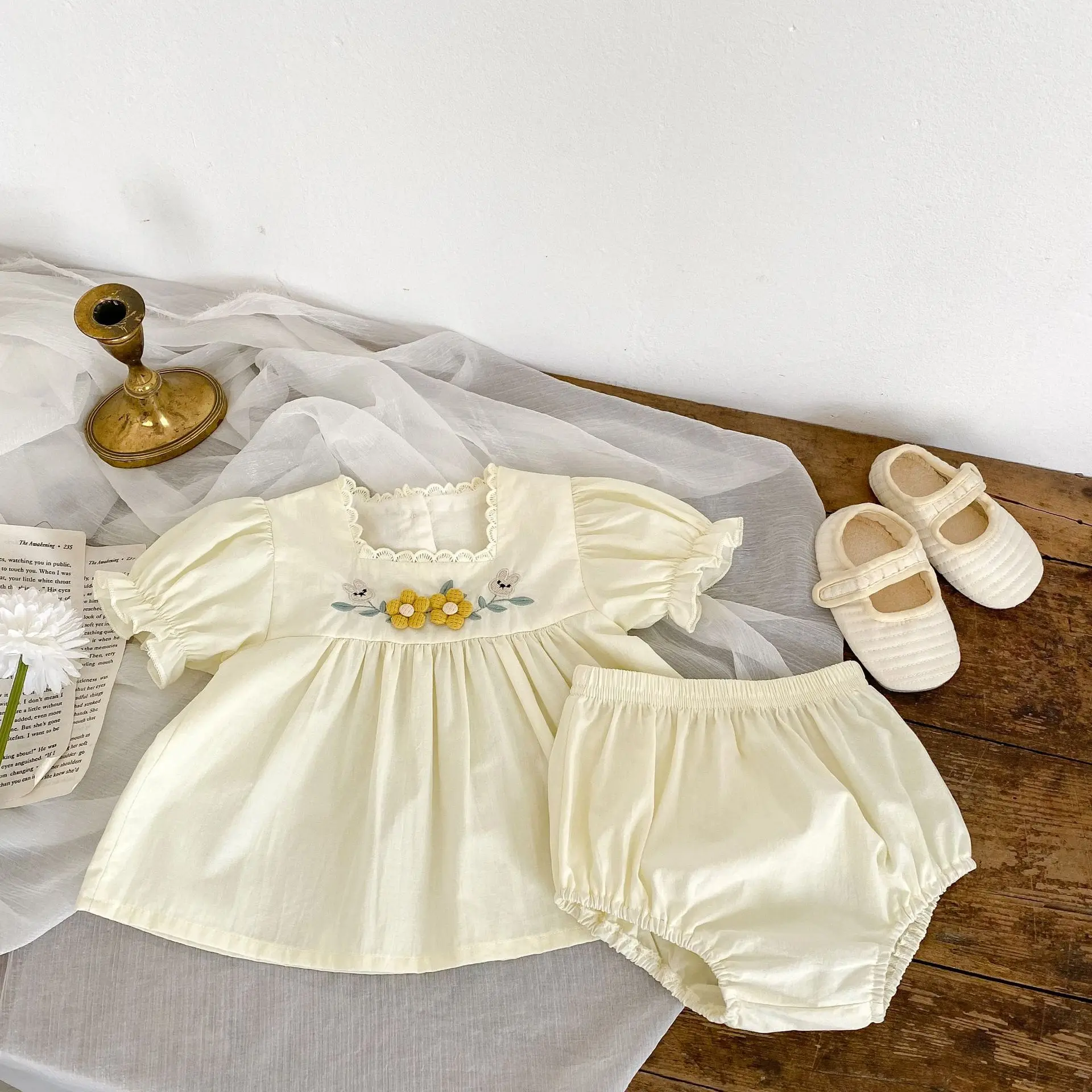 

2 шт., детский хлопковый комплект с цветочной вышивкой, квадратным вырезом и рукавами-фонариками