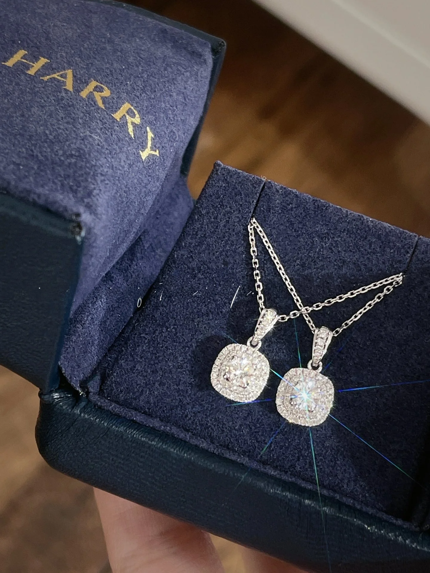 Double Ensemble 8K Gold 32 Points Natural Diamond Small Square Necklace Light Luxury Choker Classic Sweater Chain Pe...