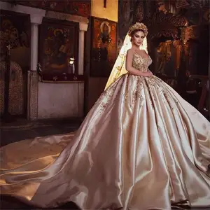 Court Train Ruched Satin Princess Wedding Dresses Beaded Applique Sexy Deep V Neck Bridal Gowns Women Wear Vestidos De Novia