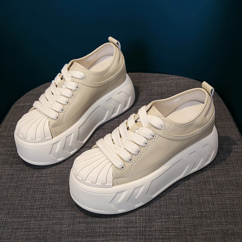 

New Women's Fashion Trend Thick Sole Inside Increase Leather Platform Shoes Casual Shell Head Board Shoes Single Shoes