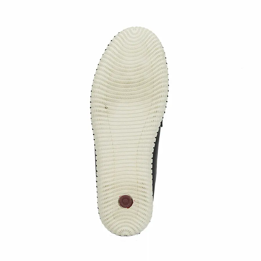 

Women Shoes Flats Fashion Casual Polaris