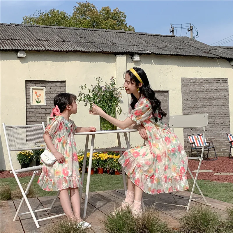 

Халат, платья для дочки, платье для мамы и девочек, детское платье с цветочным рисунком в Корейском стиле, летняя женская одежда, подходит для родителей и детей, 2022