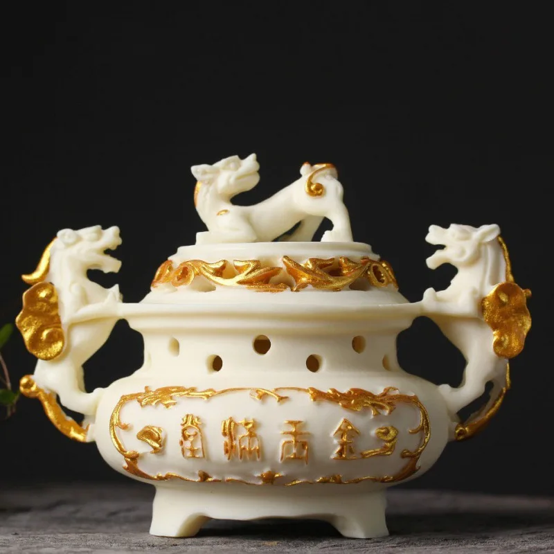 Рисунок орехов цвета слоновой кости с покрытием процветающее украшение тарелка