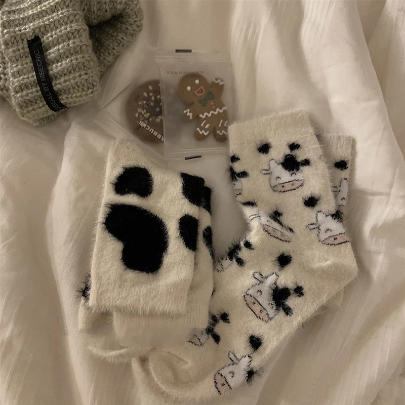 Milk Cow Autumn Socks Women Kawaii Thicken Cashmere Middle Tube Socks Sweet Girls Soft Warm Korean Outwear Floor Wear Socks New