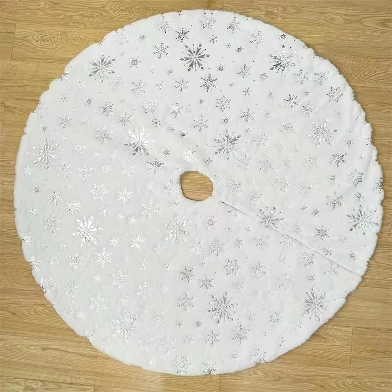 

Белая плюшевая юбка для елки с бисером