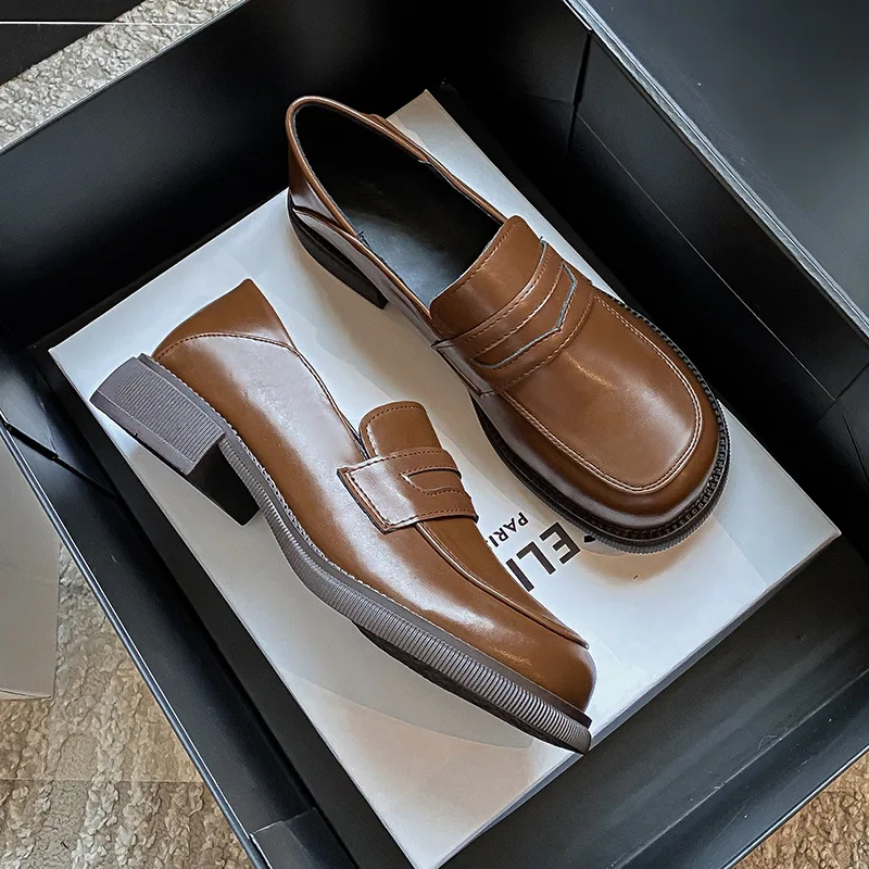 2022 NEW Women Leather Shoes Women Casual Shoes Genuine Leather Solid Color Round Set of Feet Non-slip Breathable Women Loafers