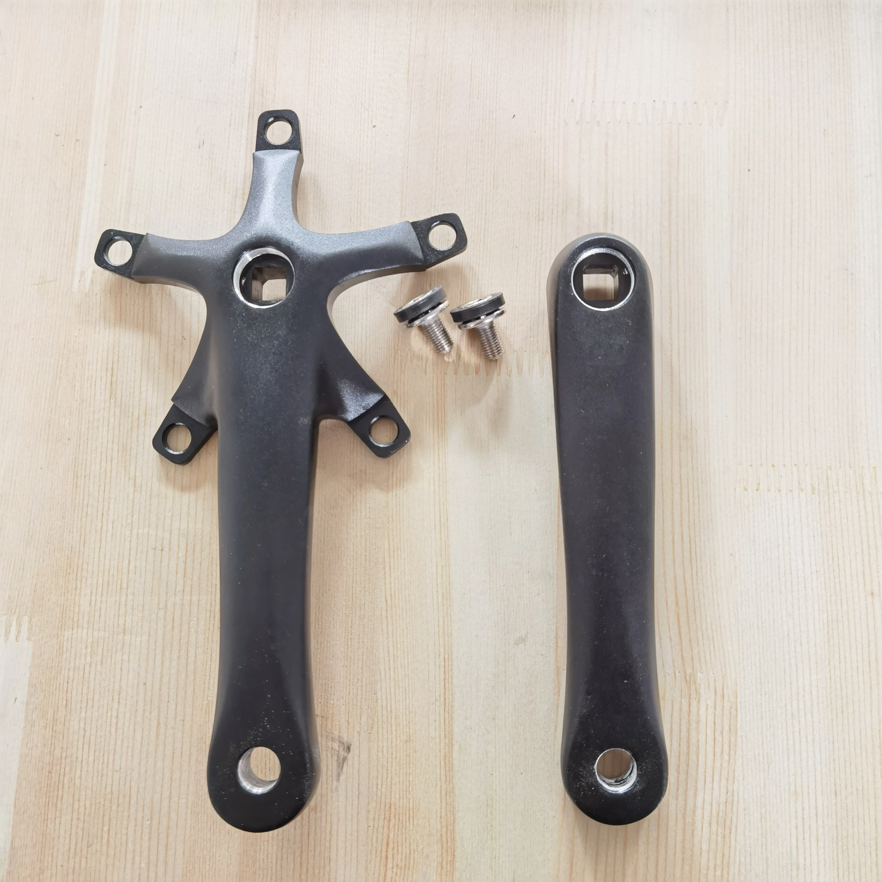 Кованый Картер Prowheel Solid-F 165 мм 5 болтов 2 комплекта звездочек черный BCD 130