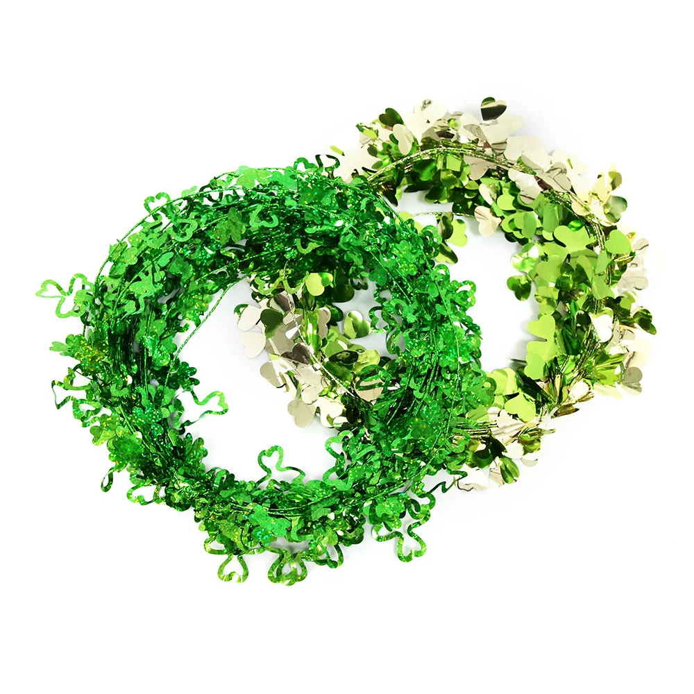 Украшение на День святого Валентина цветные полоски из проволоки венок в