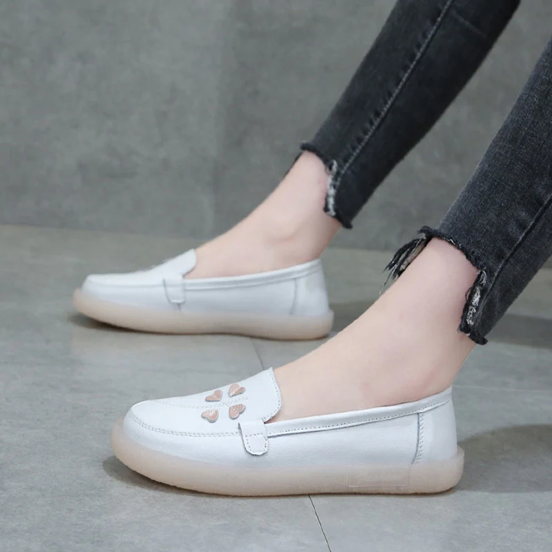 

Туфли женские с круглым носком, повседневные Мягкие кроссовки, Мокасины, с закрытым носком, удобная обувь, маленький размер, осень 2022