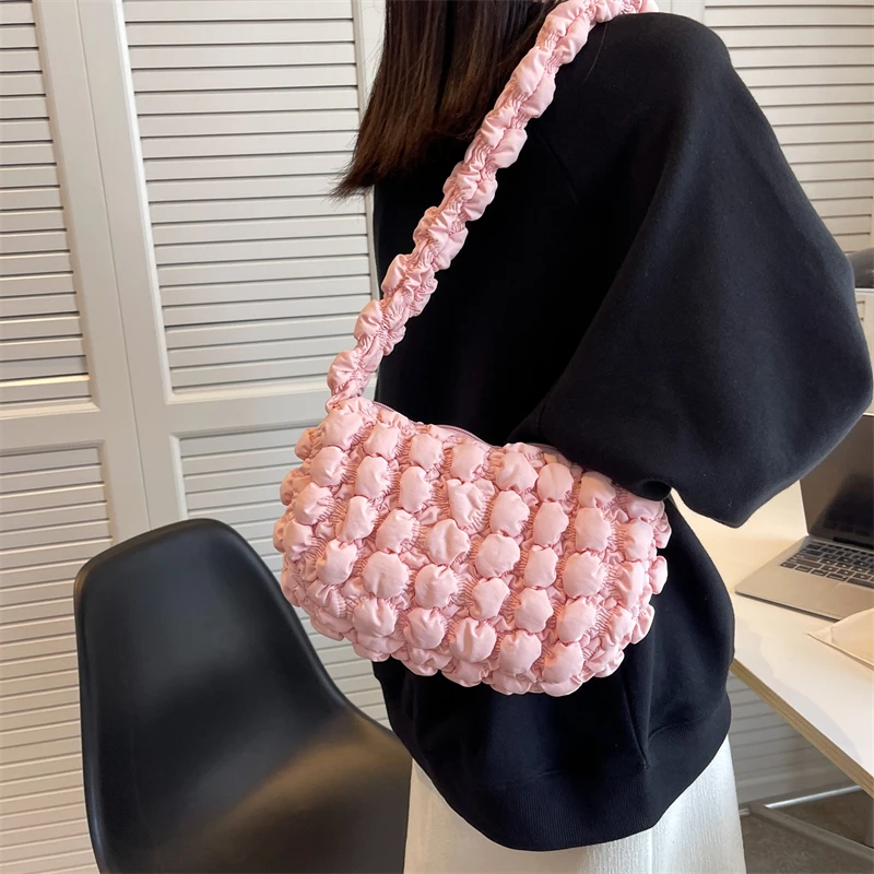 

Soft Fabric Small Folds Shoulder Crossbody Bags for Trends 2022 Summer Fashion Brand Luxury Designer Ladies Underarm Handbags