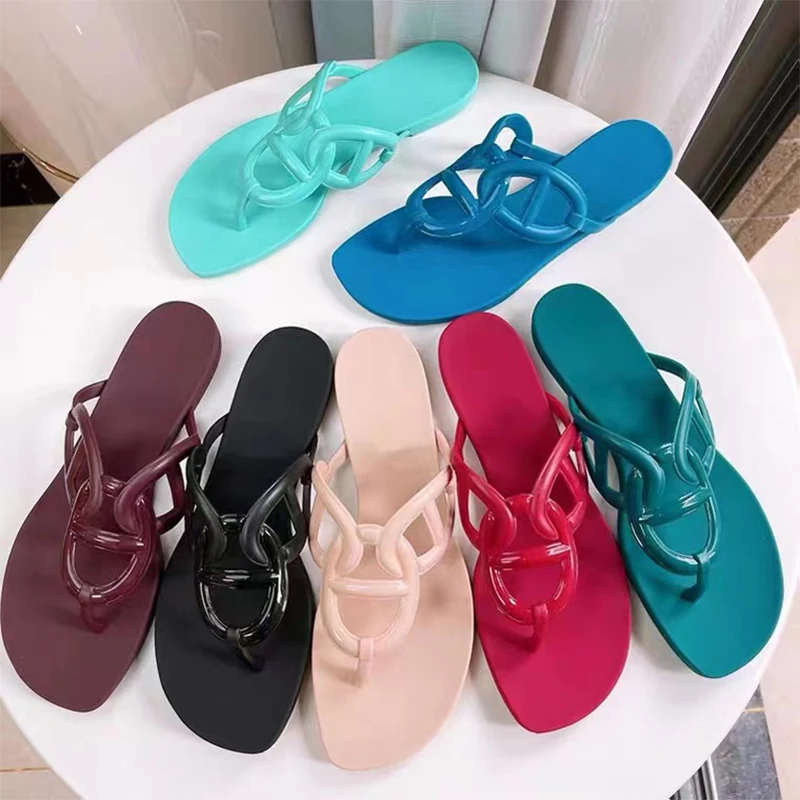 

2022 Trend Summer Ladies Slippers, Pig Nose Chain Sandals Herringbone Flat Jelly Shoes Non-slip Beach Hollow Sandals For Women