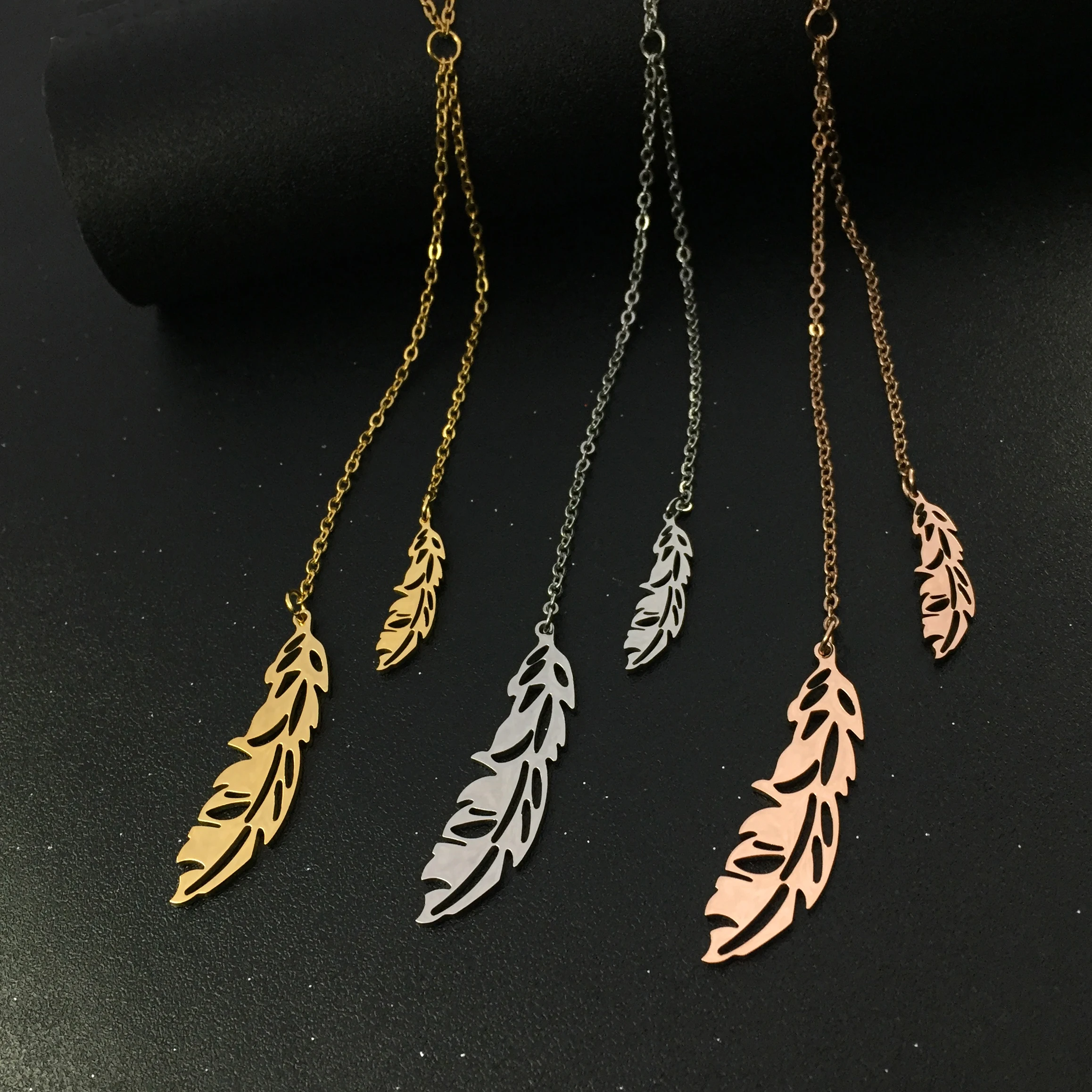 

2022 Feather Stainless Steel Necklace Statement Choker Necklaces Jewelry for Female YP8628