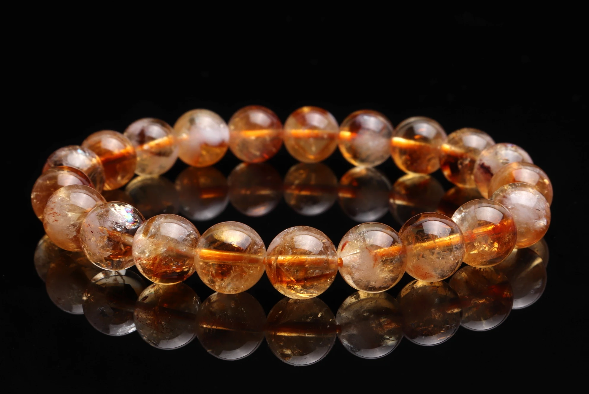 

Natural Rainbow Citrine bracelet The crystal yearning for wealth and a better life