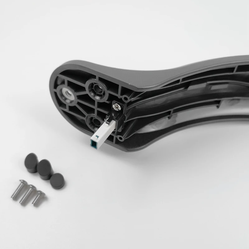 Брызговик заднего крыла + кронштейн задний фонарь рамка номерного знака для