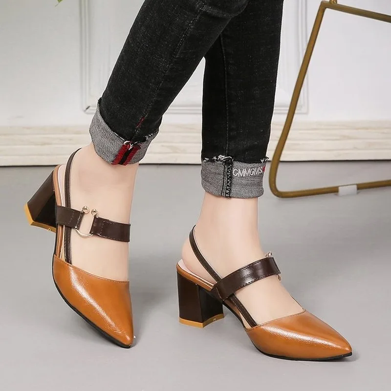 

Women's Fashion Woman Shoes 2022 Sandals Women's Summer New Pointy Chunky Sandals Large Size Sandals Women Shoes