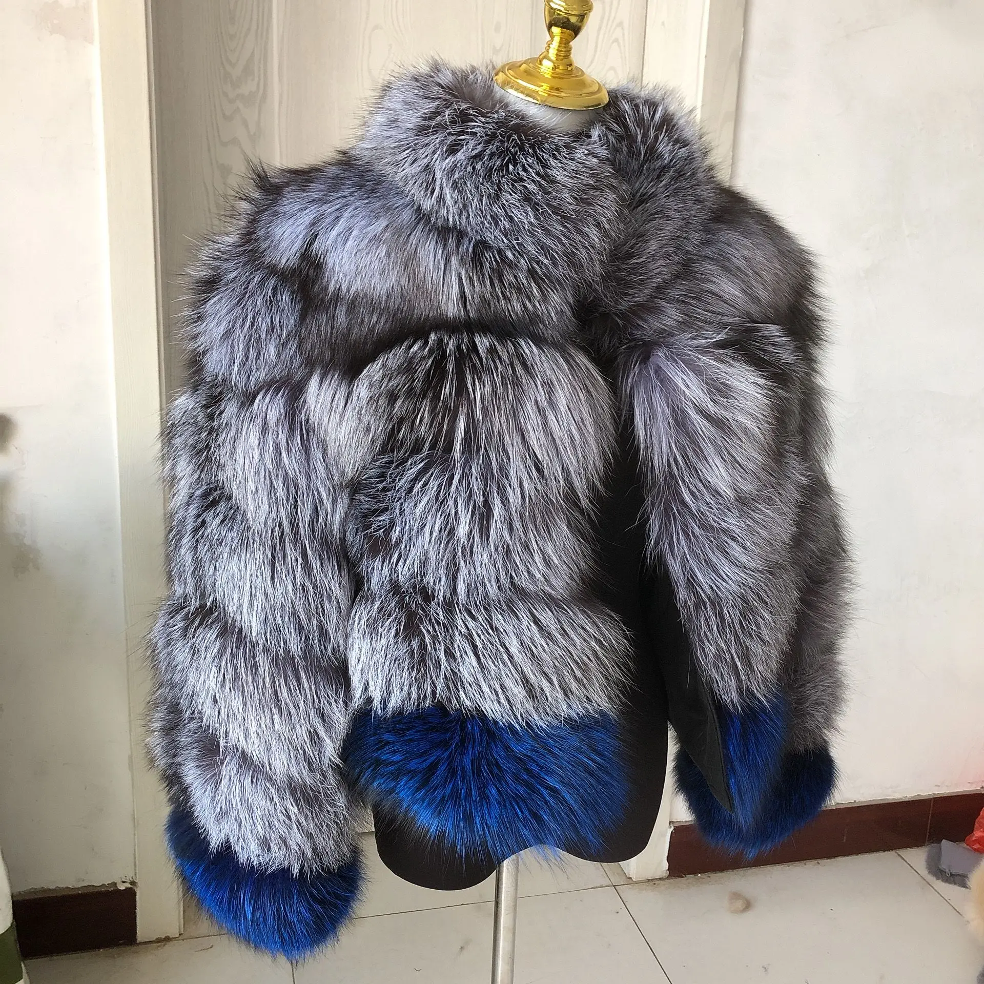 Women's winter fur coat Natural Fur Coat Stand collar design Silver Fox Mixed Collar Design High Quality Real Fur Coat real fur enlarge