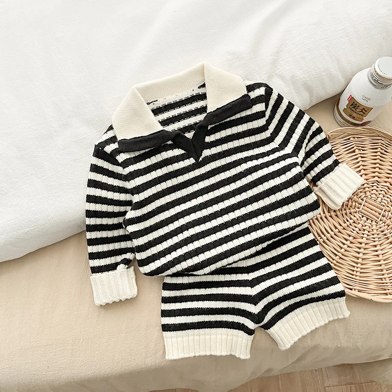 

2023 Spring autumn korean baby girls 2PCS clothes set cotton knitted long sleeve tops striped pants suit toddler girls outfits