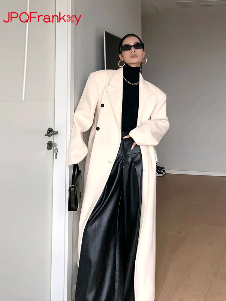 Рисунок 5 - Новинка, Женский однотонный белый