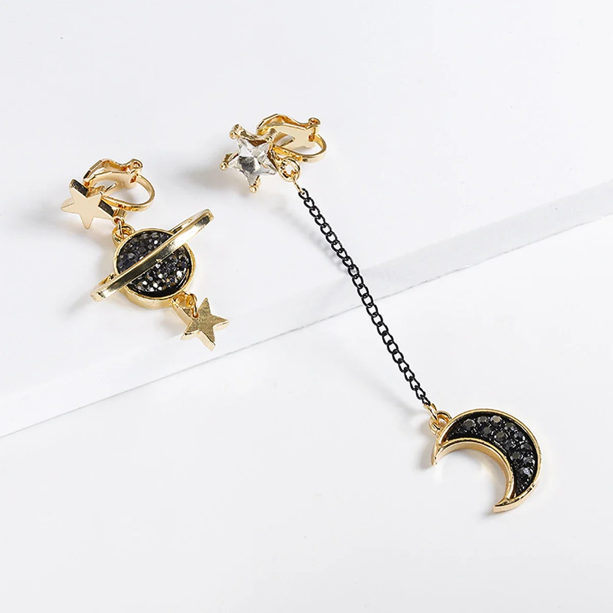 Пара женских асимметричных серег без пирсинга серьги-клипсы темперамент планета