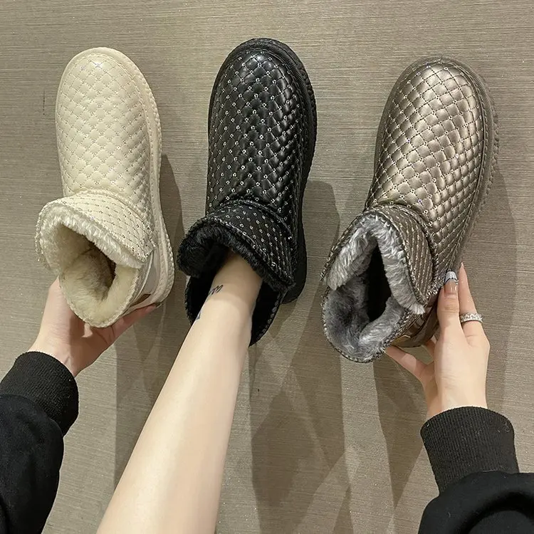 

Ботинки женские зимние на низком каблуке, с круглым носком