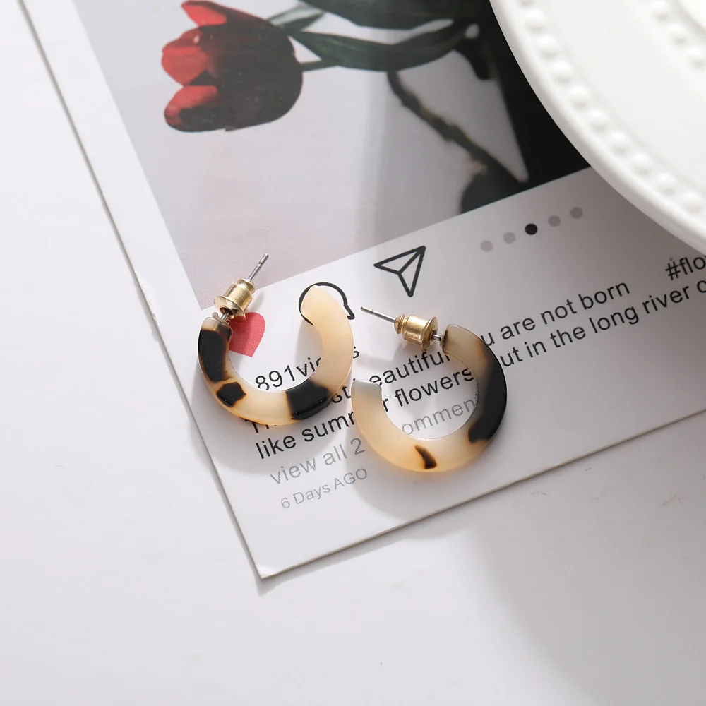 

Korean Style INS Leopard Print Earrings For Women Geometric C-Shaped Earrings 2022 Girls Female New Trend Party Jewelry