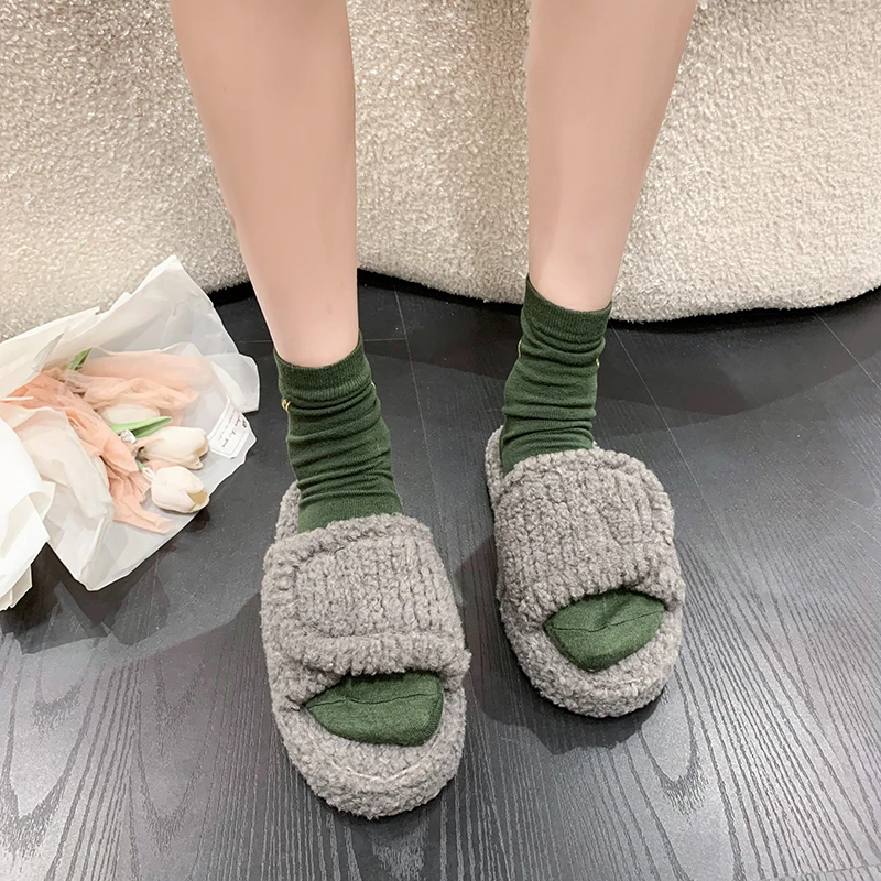 

Plush Slippers for Women's Outer Wear Autumn and Winter 2022 New White Ins Wind Stepping on Shit Feeling Non-slip Plush Cotton