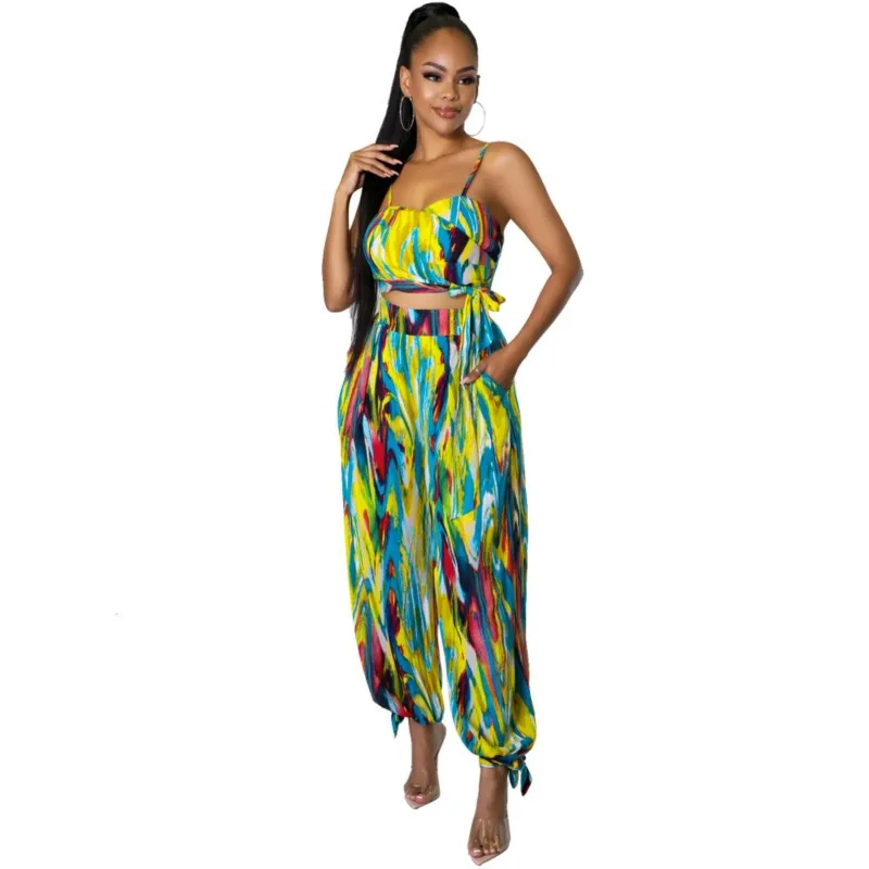 Женский комплект из топа и брюк летний двух предметов: майка без рукавов шорты с