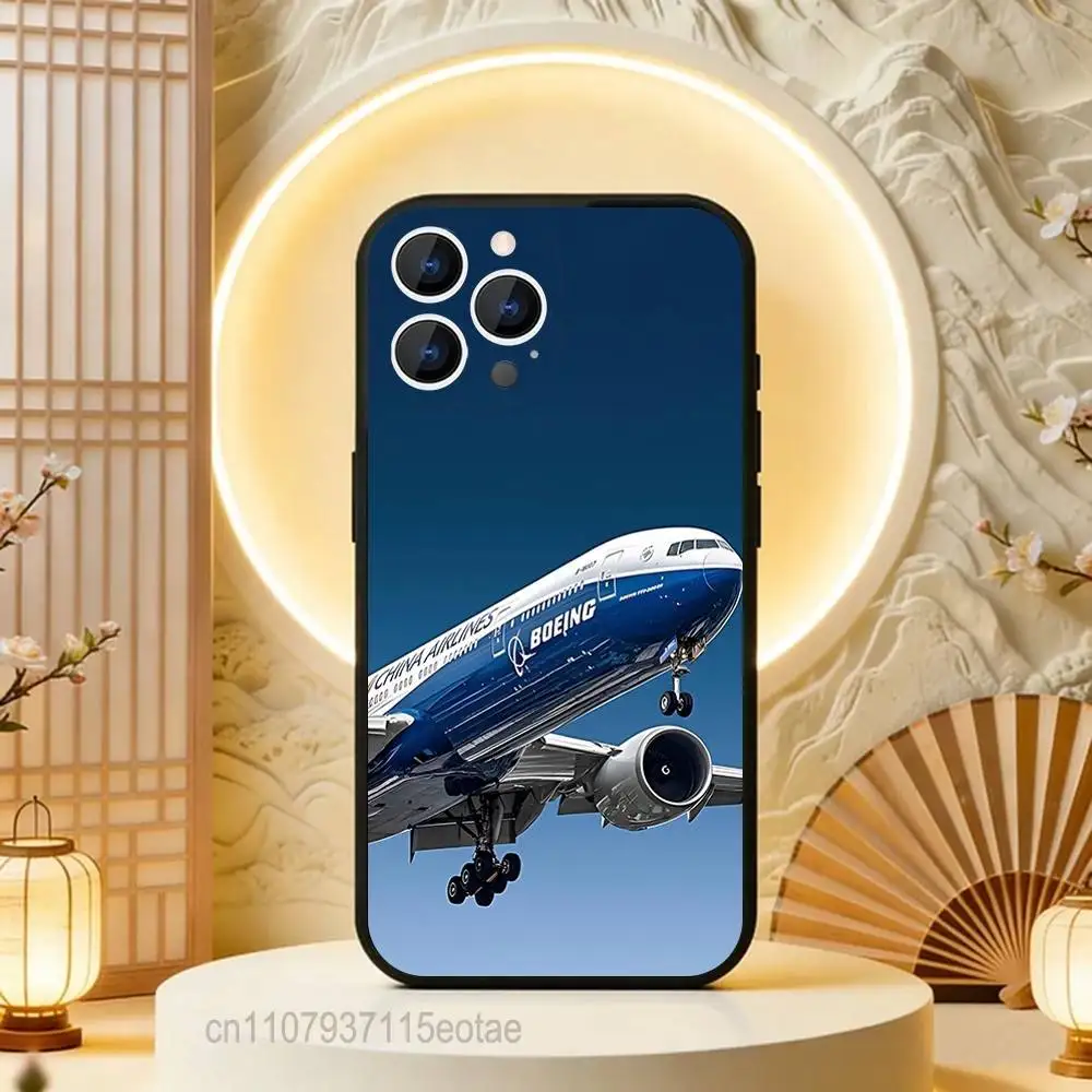 Фото Чехол для телефона Top Airplane B-BoeingS 777 для iPhone 12, 16, 13, 14, 15, 17, 11, Pro, Max, Plus, E, Air, Mini из мягкого TPU, приятный на ощупь. №2
