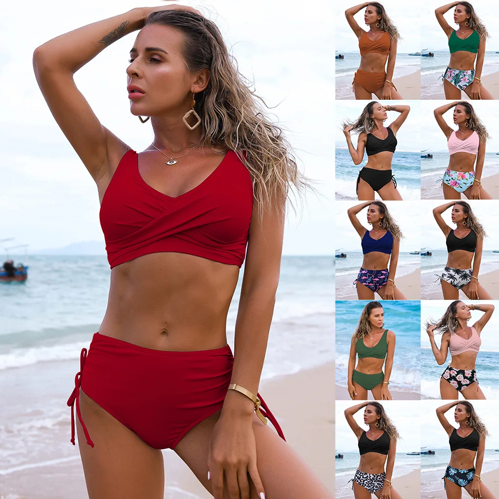 

Соблазнительный однотонный комплект бикини на завязках с разрезом