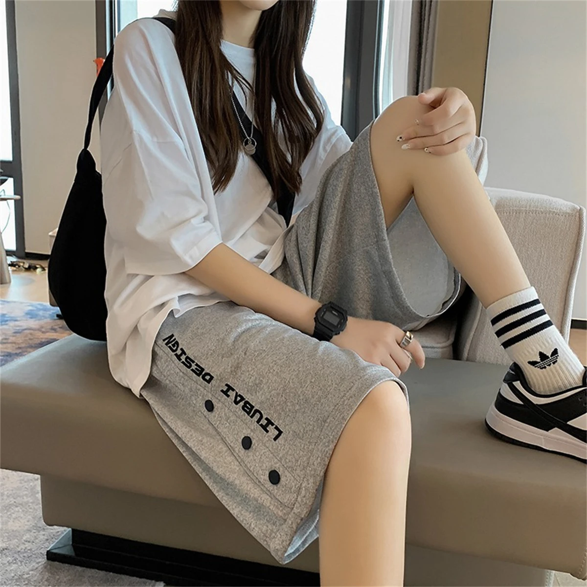 2023 Spring/Summer Women's Korean Edition Loose Relaxed Commuter Versatile Solid Color Casual Sports Shorts