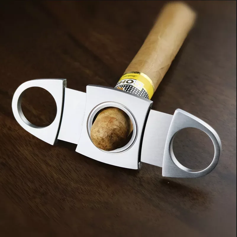 

Portable Cigar Set Classic Pocket Cigar Cutter Sharp Stainless Steel Blade Guillotine Puncher Cutting Knife Accessories