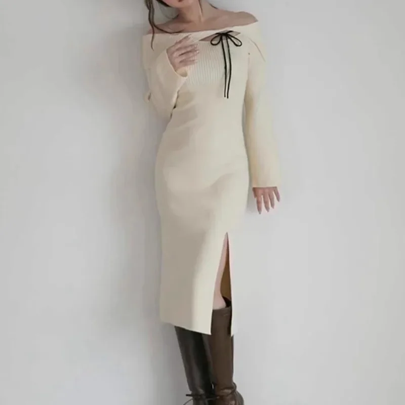 Женское платье с открытыми плечами и длинными рукавами на шнуровке бантом 2022