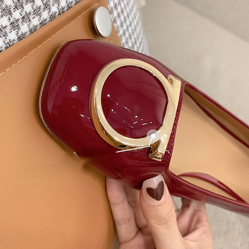 Women's Shoes 2023 Spring and Summer New Low Heel Square Head Shallow Shoes Patent Leather Single Shoes Flat Shoes